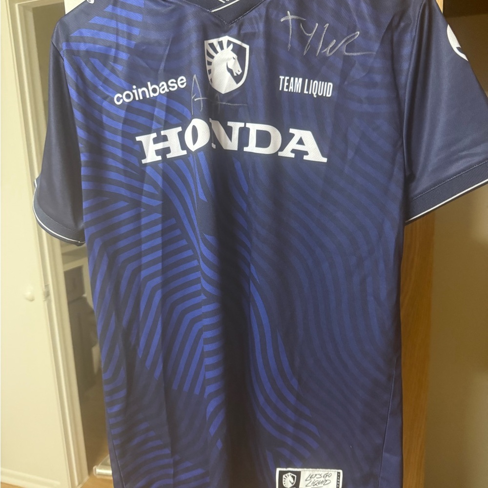 Team Liquid Honda APA Jersey SIGNED BY TYLER1 AND APA Size S